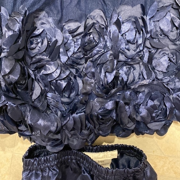 T baby girls Nanette solid blue ruffle 2 pc adorable dress size 3/6 mos - Picture 2 of 4